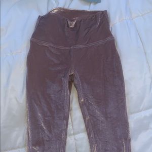 lululemon leggings!!